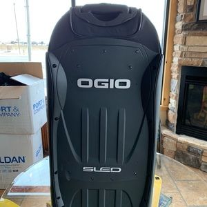 OGIO 9800 SLED in-line skate wheel travel bag.
